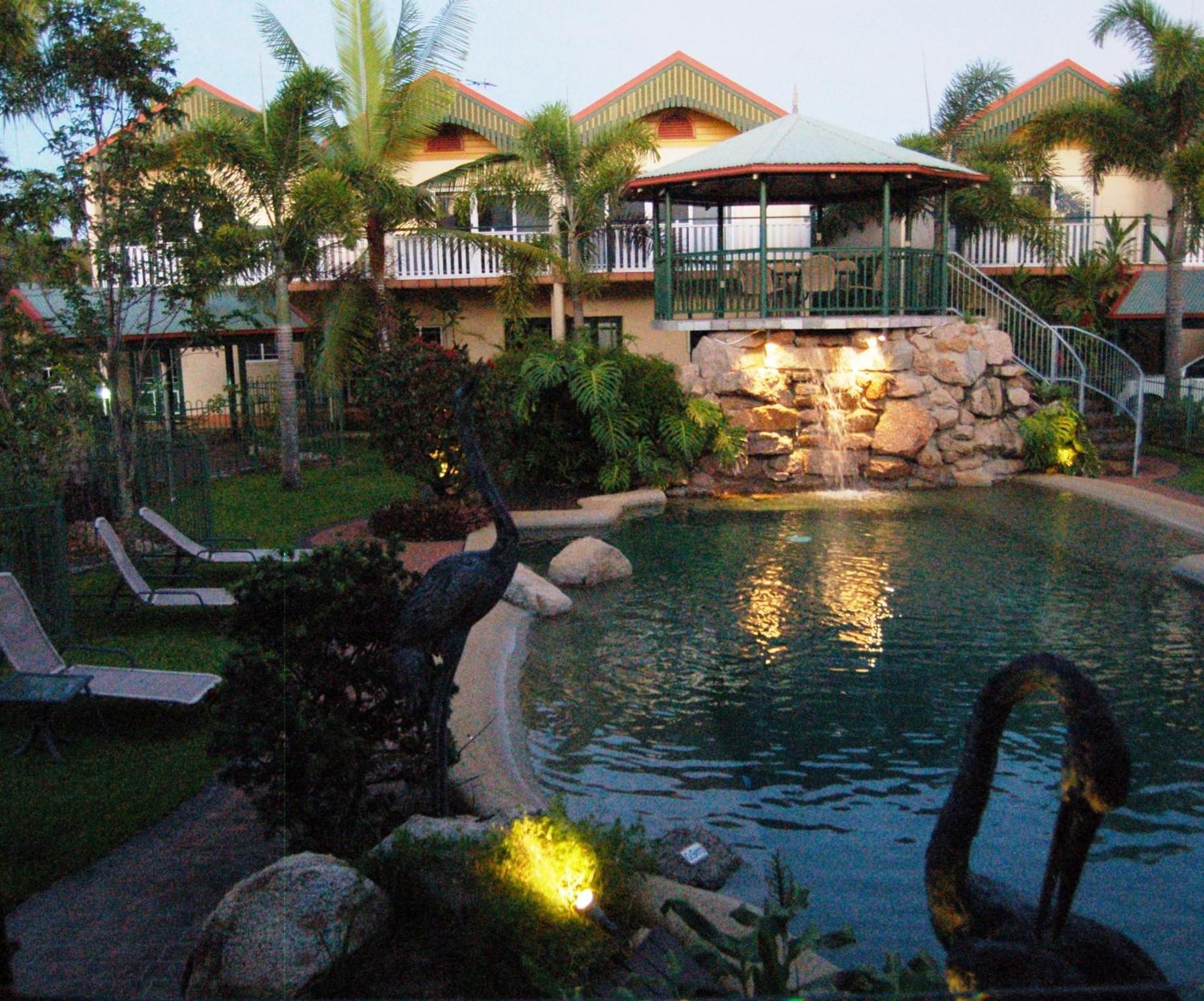 Tinaroo Lake Resort ภายนอก รูปภาพ